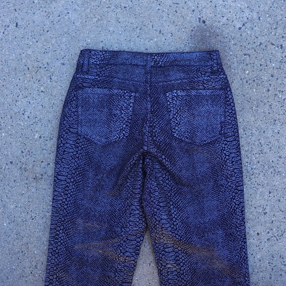 Jones NY Snakeskin Jeans Size 6 Mid-Rise Straight Leg Black Gray Stretch - Picture 10 of 13